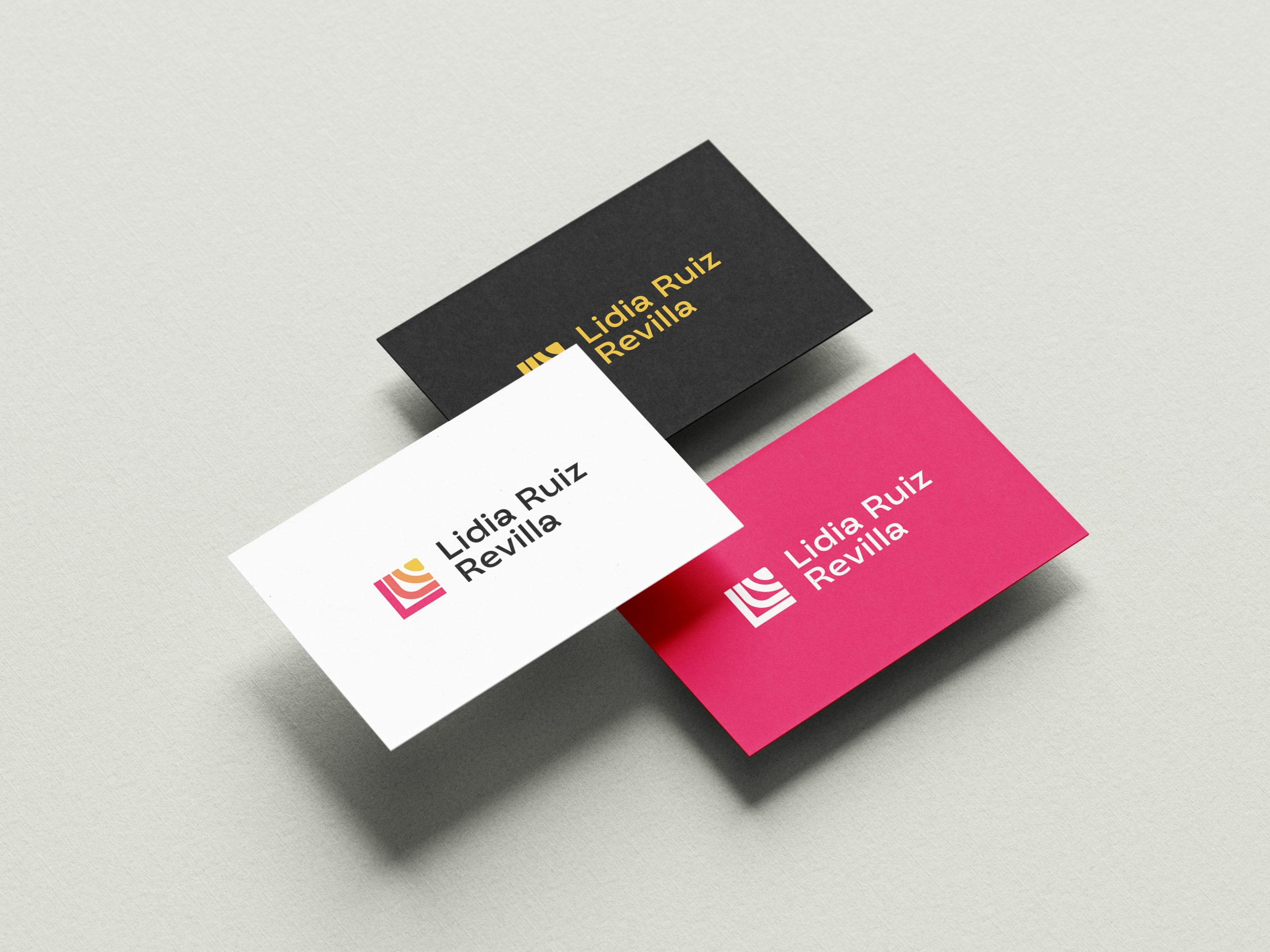 Business cards for the Lidia Ruiz Revilla identity